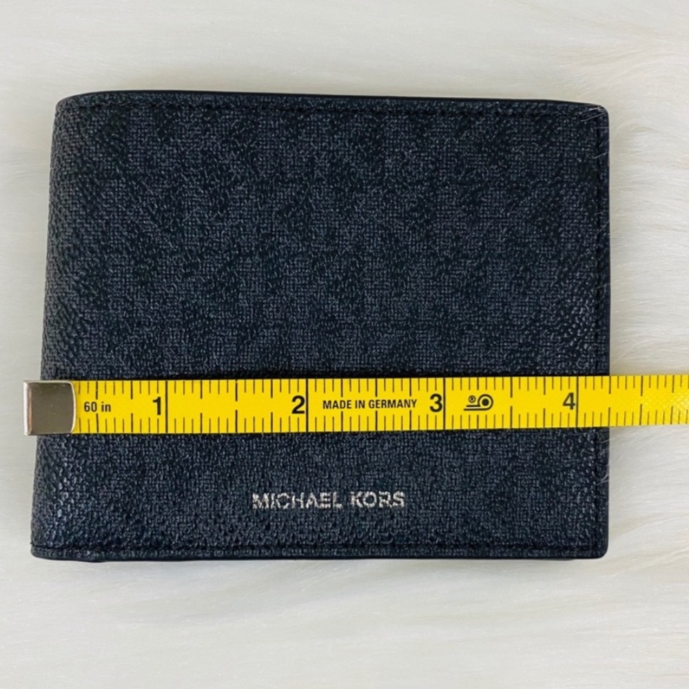 Michael Kors Jet Set Men’s Backpacks & Wallet Set - Picture 15 of 15